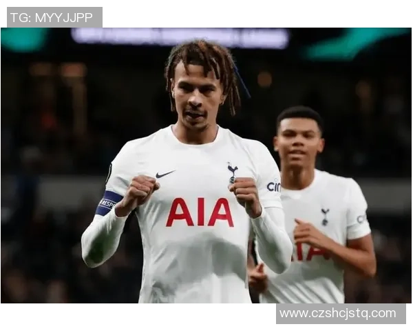 《揭开黑暗面：十大堕落球星的堕落历程与背后真相》