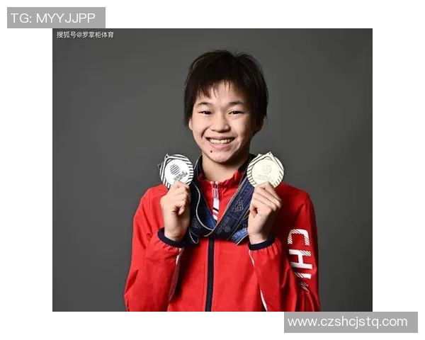 中国足球崛起新星崭露头角未来之星肩负重任奋力拼搏图腾